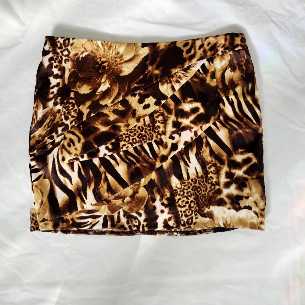 Cach Layered Animal Print Flower Pattern Mini Ski… - image 1